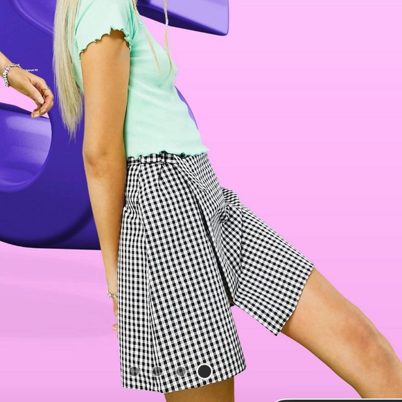 Gingham Wrap mini skirt - Picture 3 of 4